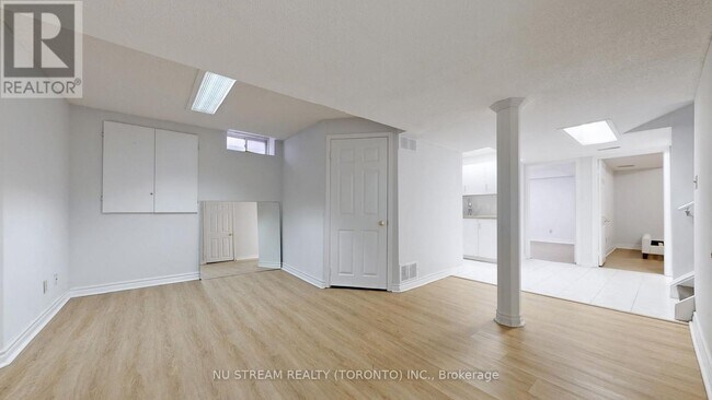 Building Photo - 191 Milliken Meadows Dr