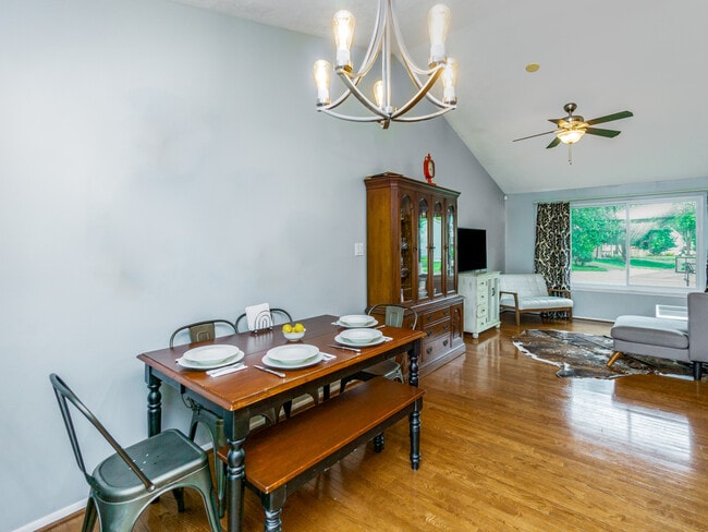 Building Photo - 3827 Dittany Ct