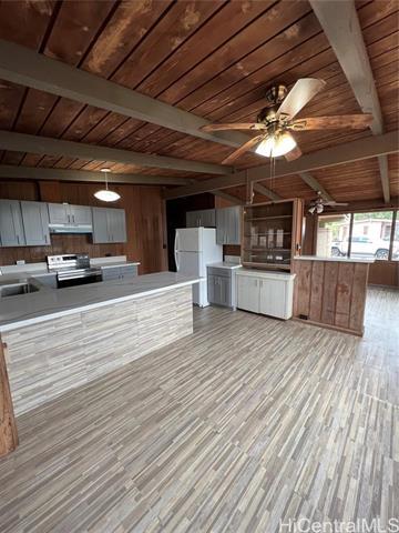 Building Photo - 2093 Aaniu Loop