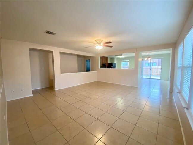 Building Photo - 671 Abundance Ln