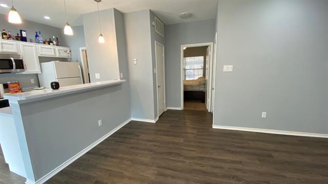 Building Photo - 4103 Esters Rd