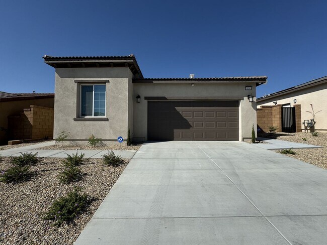 Building Photo - AVAILABLE NOW!! 3 Bed / 2 Bath New Build H...