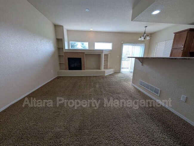 Foto del edificio - 4848 Iron Horse Villas Point