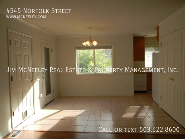 Building Photo - 4545 Norfolk St