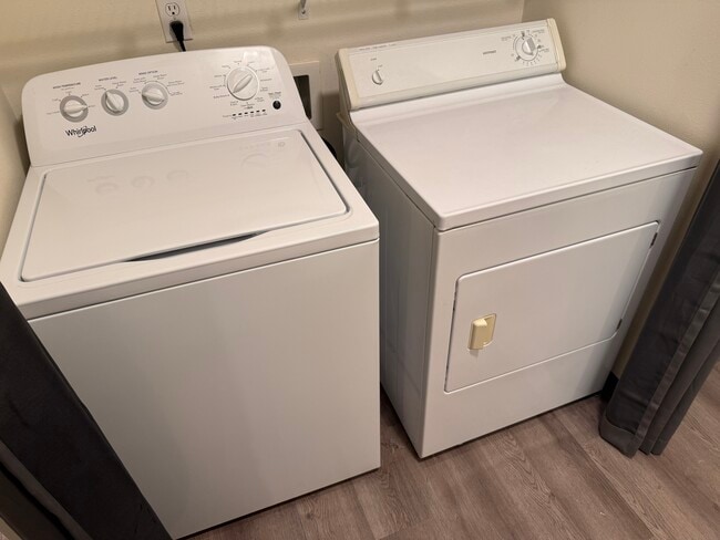 In Unit Laundry - 620 Lincoln St