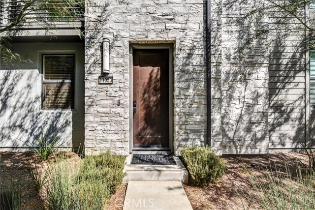 Building Photo - 11053 Momentum Dr