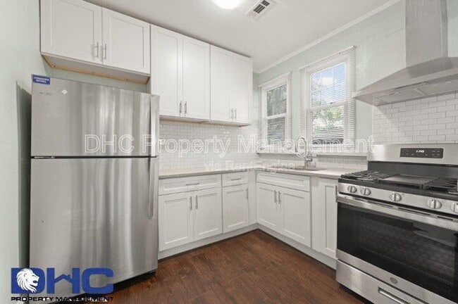 Photo - 3556 Main St Apartment