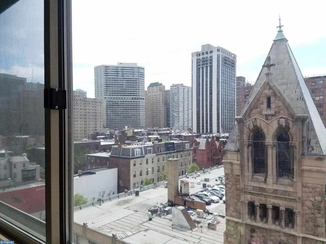 View - 2101 Chestnut St
