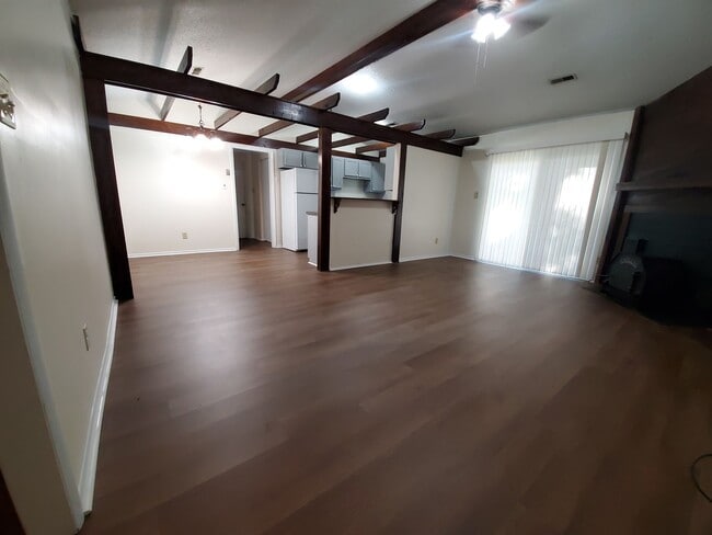 Building Photo - 608 Wallingford~Montclair
