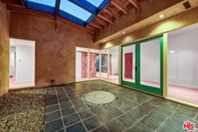 Foto del edificio - 16141 Bayberry Pl