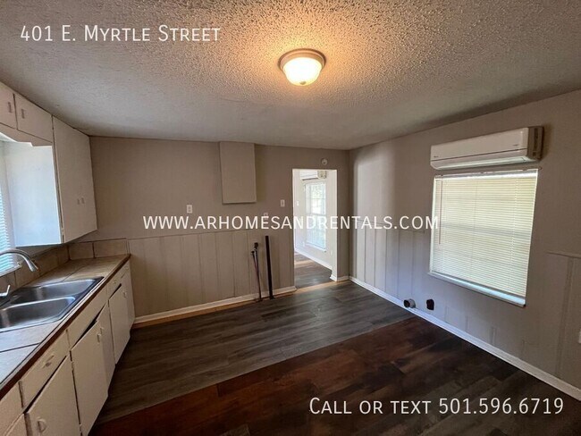 Foto del edificio - 401 E Myrtle St