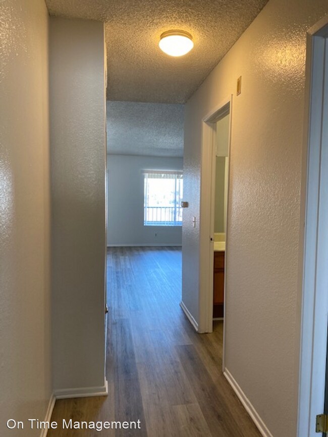 Building Photo - 1433 Coronado Ave