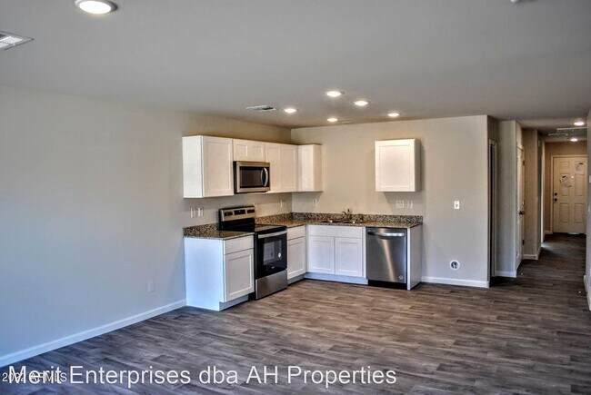 Foto del edificio - 4 br, 2 bath House - 15005 S RORY CALHOUN DR