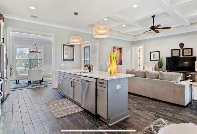 Building Photo - 309 Snapper Dr