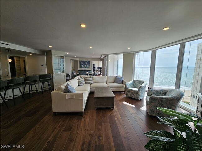 Building Photo - 4041 Gulf Shore Blvd N