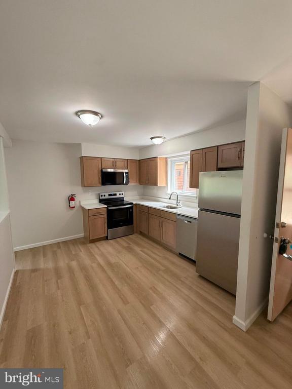 Foto del edificio - 505 Meadow Woods Ln