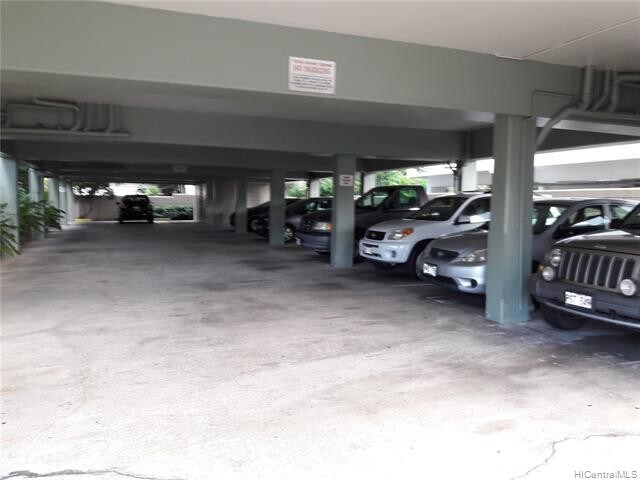 Building Photo - 1538 Kewalo St