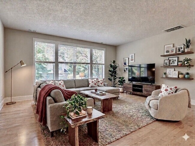 Foto del edificio - 4771 Auburn Ln