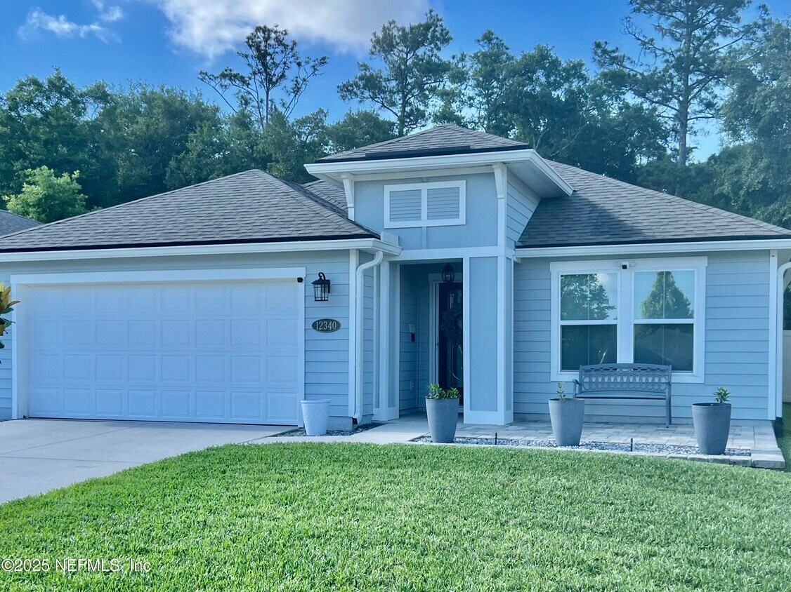 Foto principal - 12340 Itani Wy