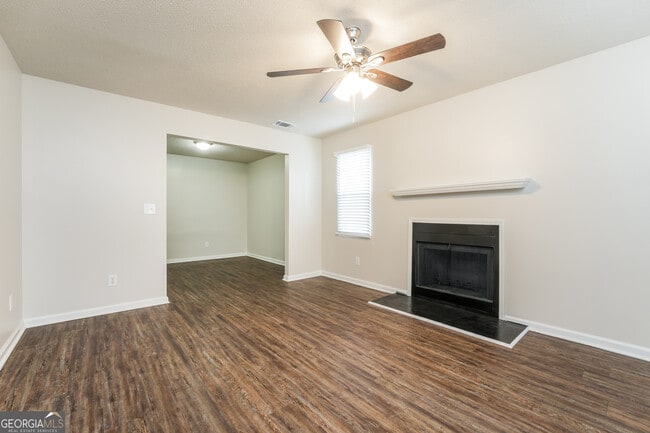 Foto del edificio - 5439 Farmview Close