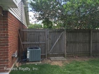 Building Photo - 9460 Burnt Oak Dr