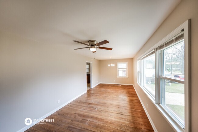 Foto del edificio - 2117 Longview Dr