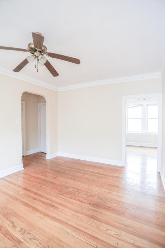 Photo - 3948 W Dakin St Apartment