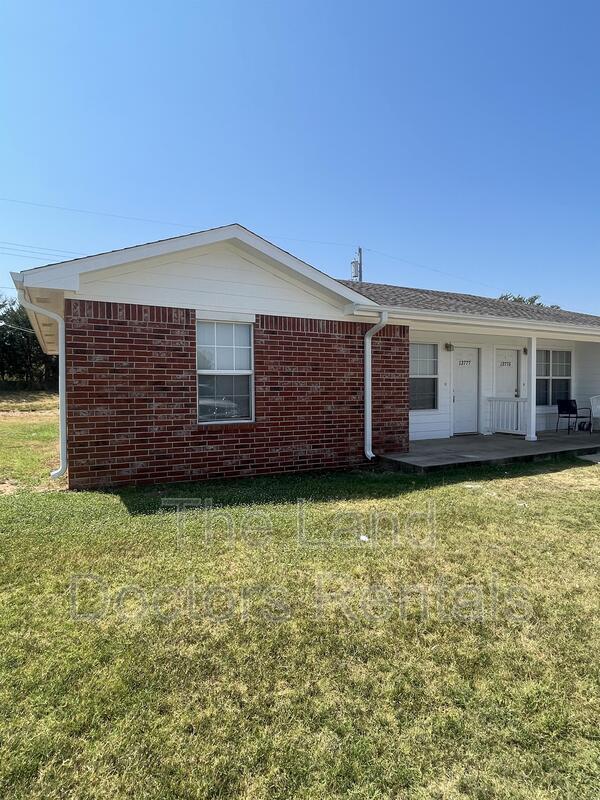 Building Photo - 13777 County Rd 1554