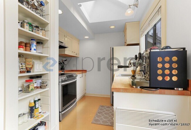 Foto del edificio - 202 25th Ave E
