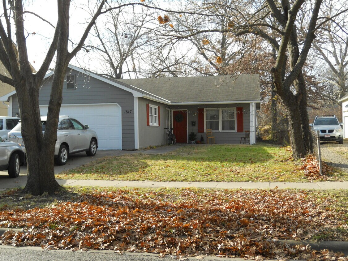 1817 Louisiana St, Lawrence, KS 66044 House Rental in Lawrence, KS