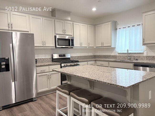 Foto del edificio - 5012 Palisade Ave