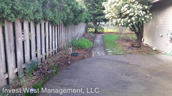 Foto del edificio - 4 br, 2.5 bath House - 6617 Louisiana Drive