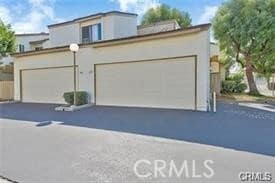 Foto del edificio - 653 Clover Ct