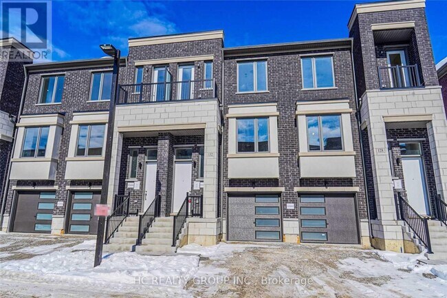 Building Photo - 132 Rattenbury Rd
