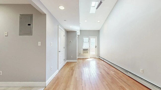 Foto del edificio - 83-71 116th St