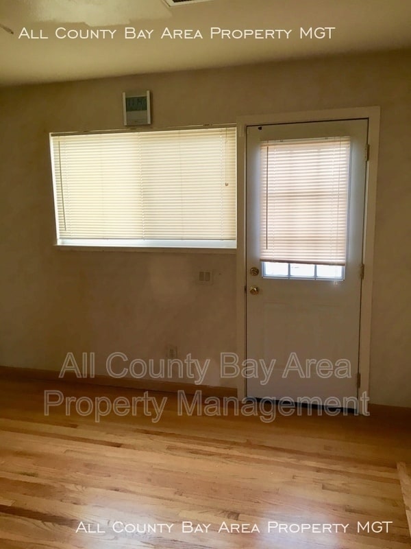 Photo - 726 Cherry Way House