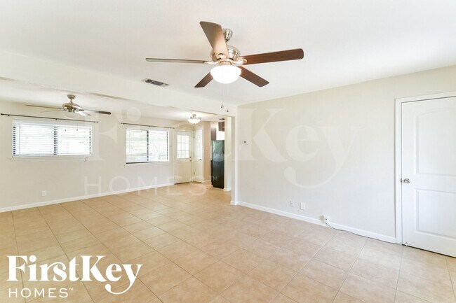 Foto del edificio - 11205 Lone Shadow Trail