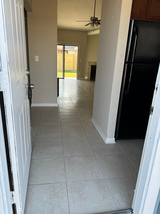 Photo - 5134 Ricker Rd Apartments