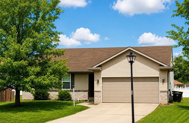 Building Photo - 7814 Rocky Glen Pl