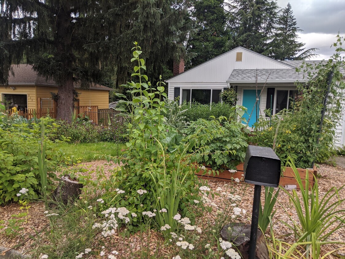Primary Photo - 805 SE 112th Ave