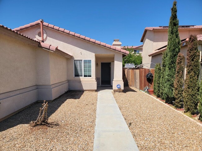 Building Photo - 12780 Avanti Way