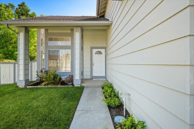 Foto del edificio - 5080 Woodland Ave