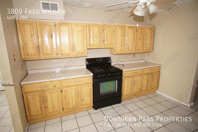 Building Photo - Cozy 4 BDR Home Near Fort Bliss!
