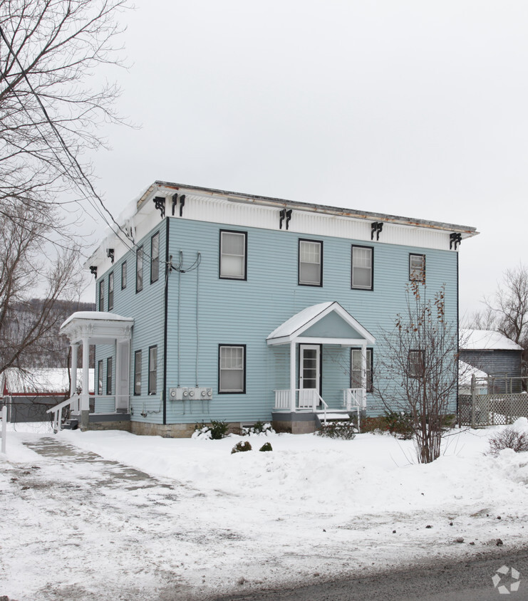 Foto principal - 238 Macarthur Ave