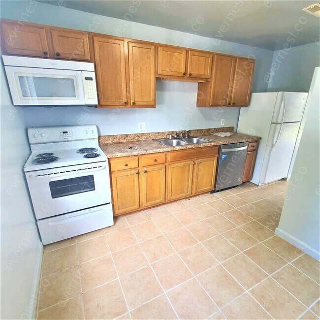 Building Photo - 154 Delmar Ln