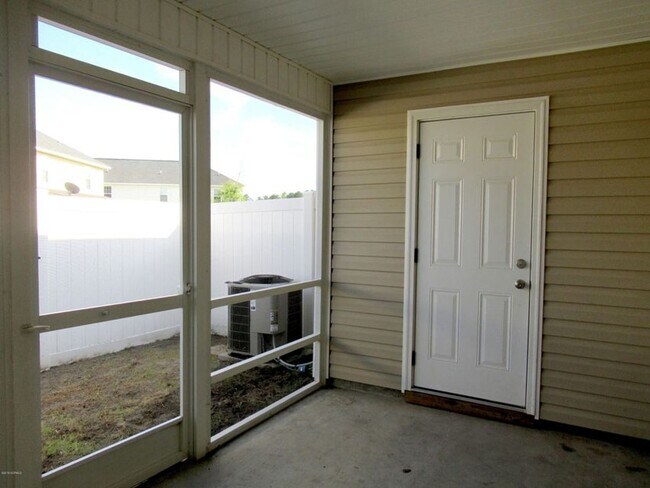 Foto del edificio - 112 Glen Cannon Drive