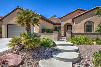 Building Photo - 2147 Bannerwood St