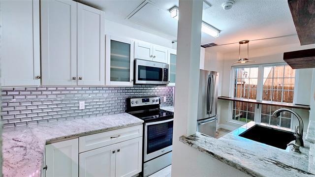 Foto del edificio - 3904 Rawlins St