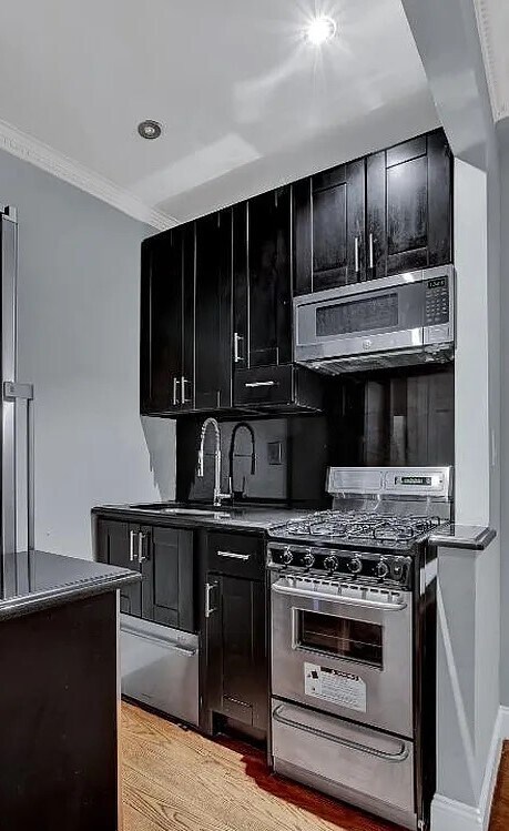 Foto del edificio - 145 E 26th St