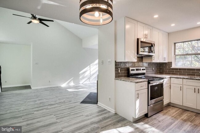 Foto del edificio - 3803 Green Ridge Ct